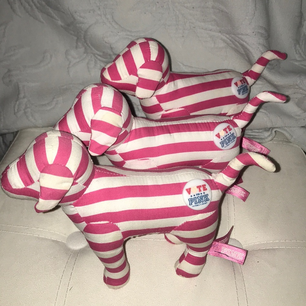 3 Victoria’s Secret PINK Dogs
